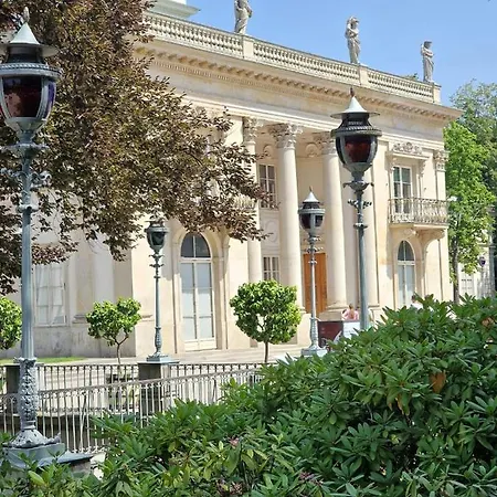 Royal Baths *